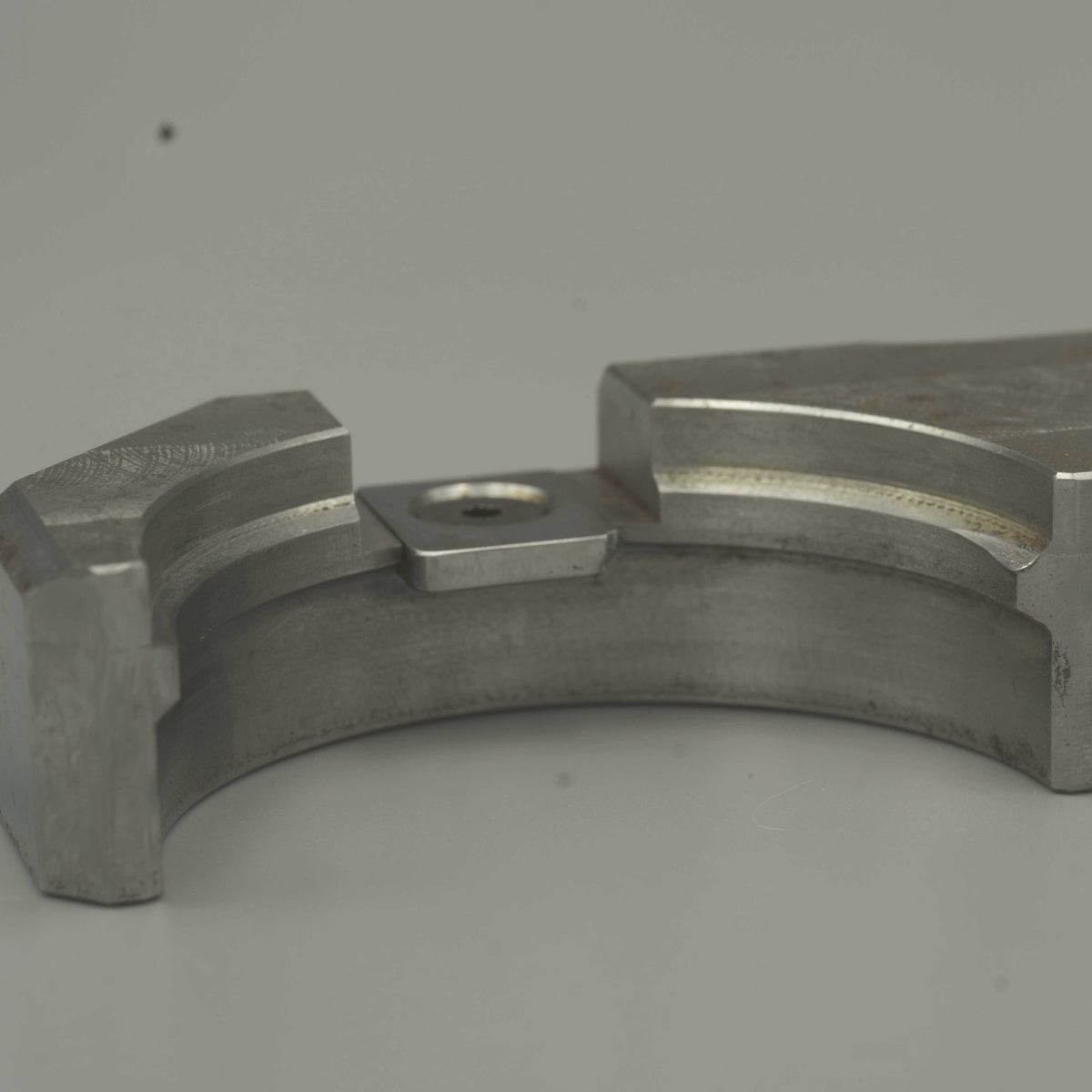 VMC HMC CAT 40 ARM TOOL GRIPPER, GRAB CLAW, BT 40_Custom to your Requirements